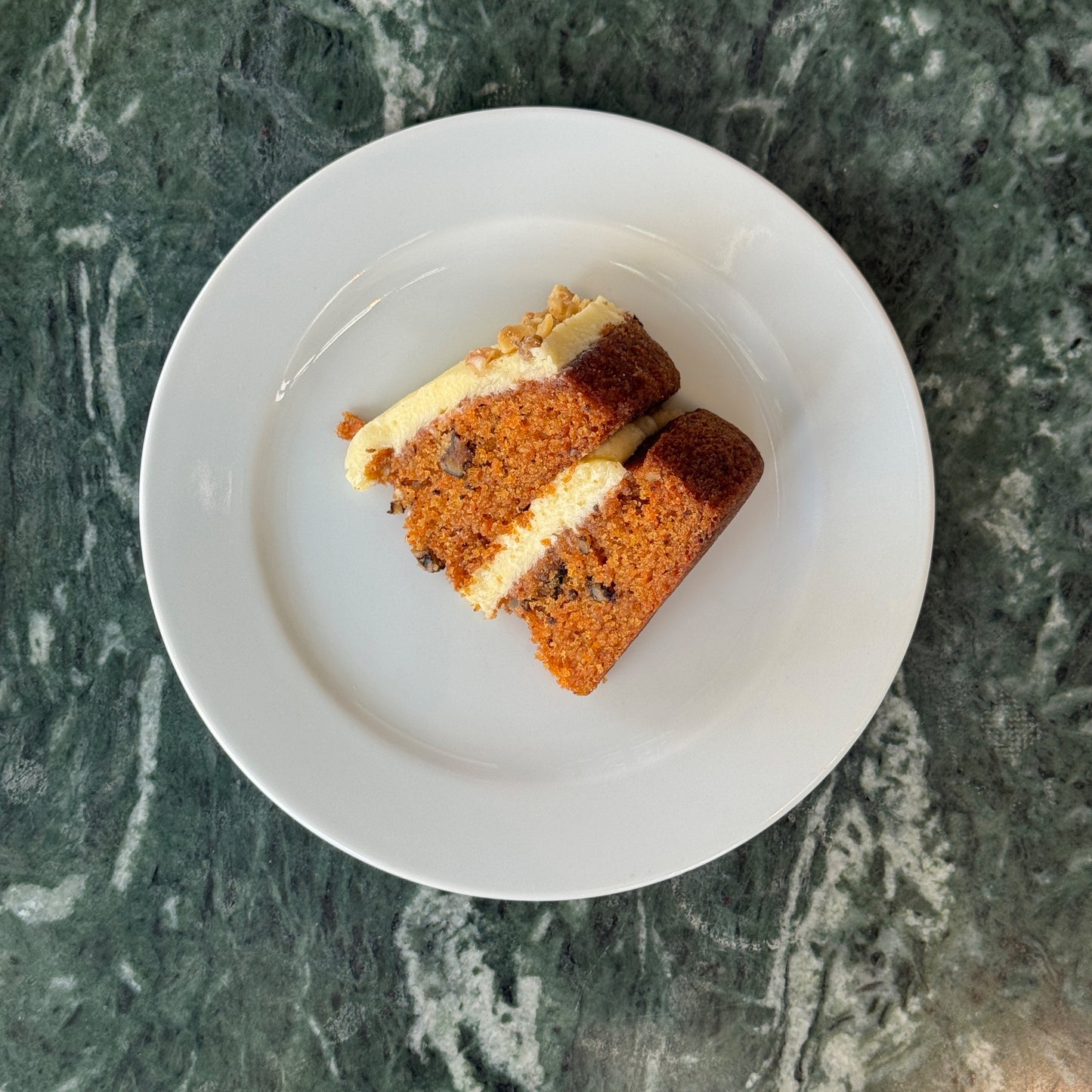 porción carrot cake